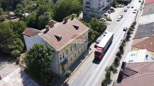 VÂNZARE - CLĂDIRE INTERBELICĂ, CENTRU SIRET