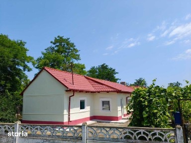 Casa de închiriat în corbu