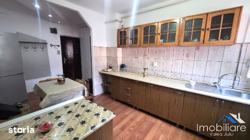 Apartament 2 camere de vânzare - Bulevardul Păcii | Lupeni