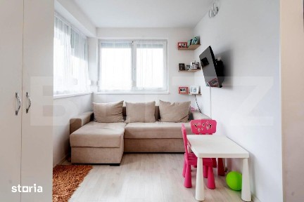 Apartament 3 camere, 2 balcoane, 73 mp suprafata totala, strada Floril