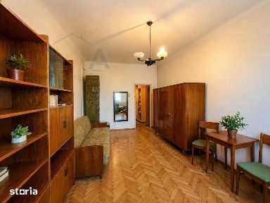 Apartament cu 2 camere de vanzare in zona Primariei