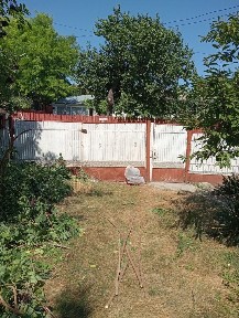 Casă de vânzare în centrul localității Valea Râmnicului - teren 1.300 mp