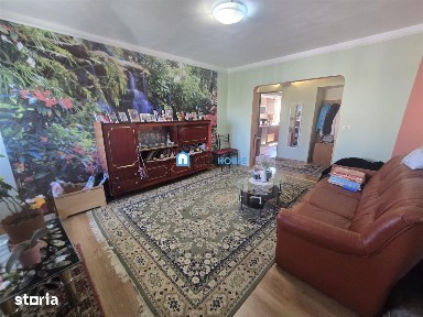 Apartament cu 4 camere de vanzare Titu Pertia Fagaras