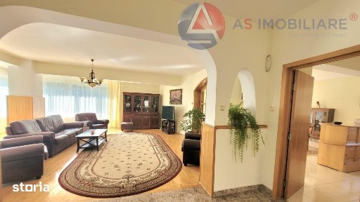 Oportunitate! Casa/Vilă Premium cu Teren Generos de 1.170 mp, Tractoru