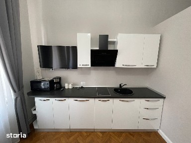Apartament spațios cu 8 camere în Sibiu