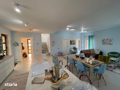 Casa P+1 de vanzare in Tuzla - 180 mp utili, teren 395 mp
