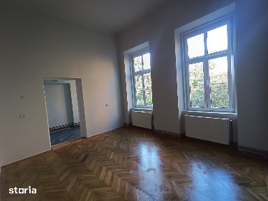 Proprietar inchiriez spatiu pentru birou in Timisoara, Piata Unirii