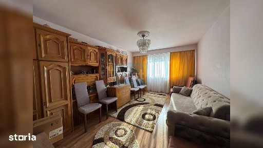 FARA COMISION!Apartament 2 camere, decomandat, etajul 3/4,INTRE LACURI
