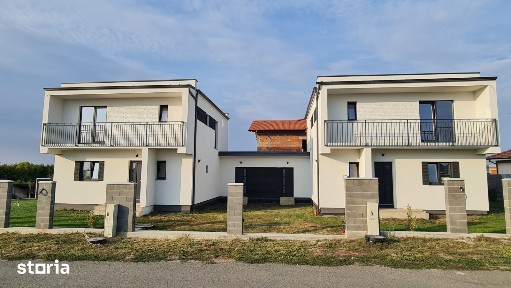 Proprietar! Duplex despartit de camera tehnica, 121 mp utili