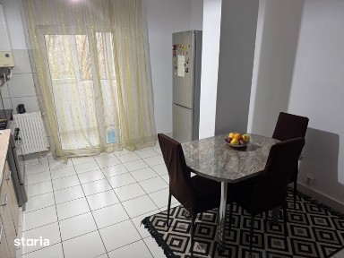 Inchiriez apartament 2 camere Louis Pasteur.