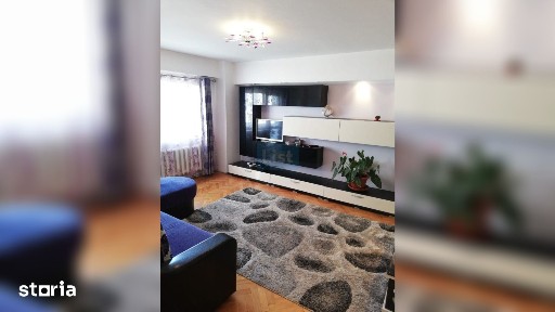Apartament 3 camere in piata Cipariu