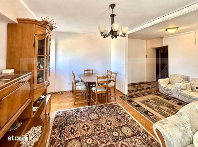 Apartament 3 camere, 80 mp, 2 balcoane, zona Centrala
