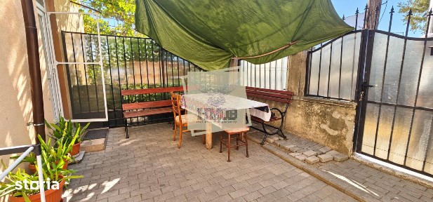 Apartament la casa | acces separat | curte privata | pivnita | Calea P
