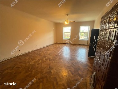 Apartament 2 camere si gradina zona centrala din Cisnadie