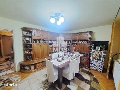 3 CAMERE, ETAJ 1, DECOMANDAT, CENTRALA TERMICA, ZONA SOARELUI!