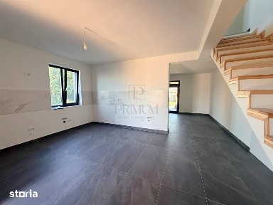 DUPLAX SPATIOS - GATA DE MUTAT - ZONA USOR DE ACCESAT
