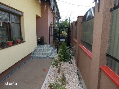 Proprietar vand casa cu teren in vatra satului Sacalaz