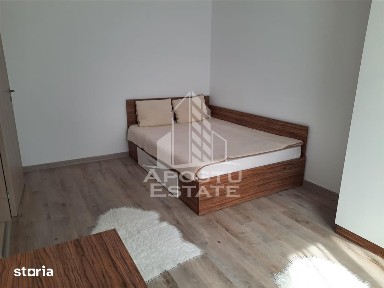 Apartament cu 2 camere de închiriat- centrala proprie, Giroc