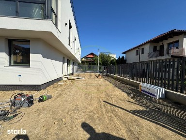 Casa insiruita cu etaj, semifinisata int, 142 mp., Floresti