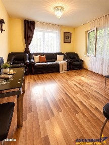 Casa 4 camere,farmec autentic,echipata, mansarda,curte relaxanta,Santa