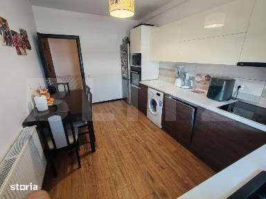 Apartament spatios, 2 camere, decomandat, 84 mp, Tractorul