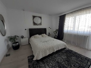 Casa înșiruită de vanzare