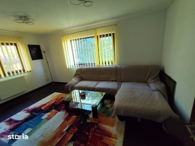 Ofer casa in chirie