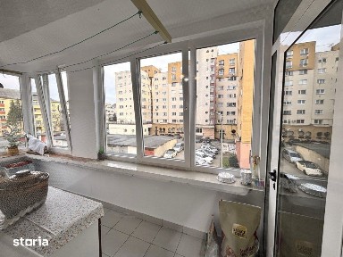 Apartament 3 camere de vânzare - Bld. Traian, Muzeul de Mineralogie