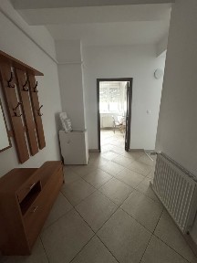 Inchiriez apartament 2 camere Ared Uta