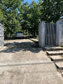 Casa cu teren de 1189mp