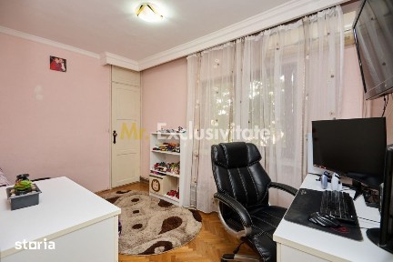 APARTAMENT 3 CAMERE -DECOMANDAT + LOC DE PARCARE - PITEȘTI
