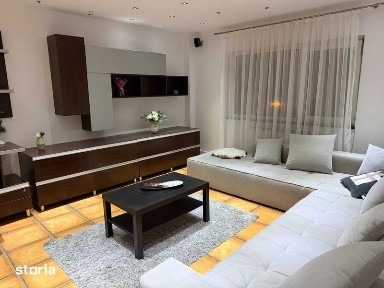 Apartament 3 camere Central (Cantacuzino) - direct de la PROPRIETAR