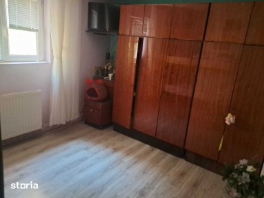 Camera de inchiriat