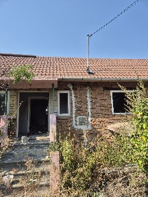 Vând Casă cu teren