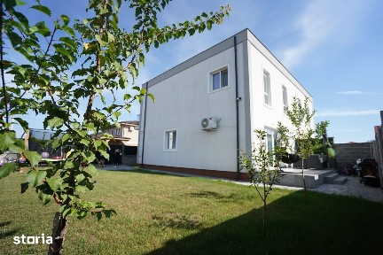 Casăcu 4 camere,100 mp utili,270 mp teren|Panouri fotovoltaice