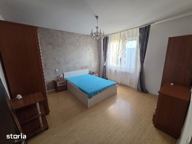Apartament de închiriat complet mobilat