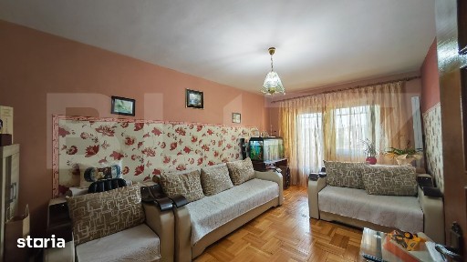 Apartament 3 camere de vanzare, 58 mp, zona Nufarul