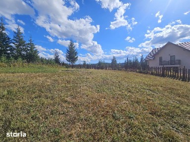 Casa de vacanta, 180 mp utili, 1685 mp teren intravilan, Marisel!