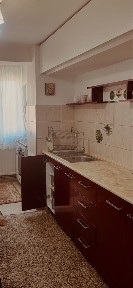 Inchiriez garsoniera, 40 mp, foarte curata, aproape de centru si de Craiovita!