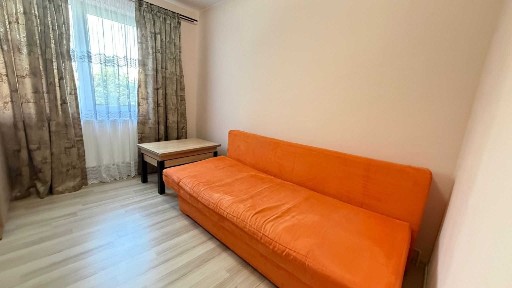 Vand apartament cu 2 camare - zona Vivo Mall