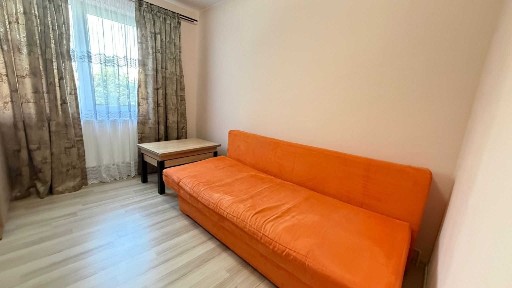 Vand apartament cu 2 camare - zona Vivo Mall