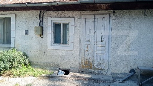 Casa de vanzare, 493 mp, zona Tarlungeni