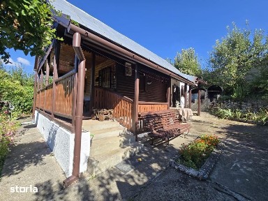 De vanzare Cabana situata in zona Valisoara.