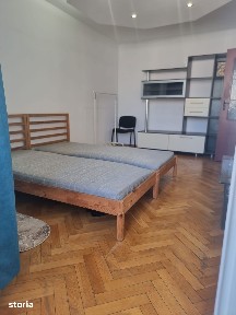 Piata Voievozilor, Alexandru Cel Bun, Iasi