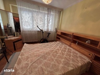 - Apartament 3 camere confort 1 decomandat, Plantelor, etaj 3.
