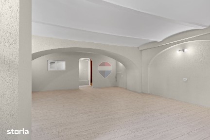 Spațiu comercial renovat complet 70 mpc de vanzare pe Strada Marasesti