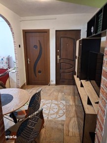 De vanzare apartament doua camere mobilat