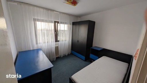 Apartament 3 camere, semidecomandat, etaj 8, Calea Sagului
