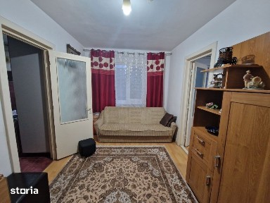 Apartament 2 camere, 32 mp - zona Decebal
