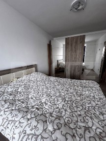 Apartament 2 camere, zona Micro 2, cu loc de parcare